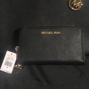 Black Michael Kors wallet